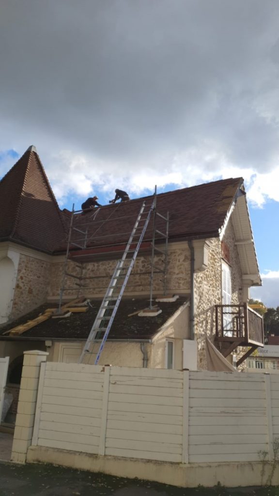 Entreprise de toiture a plaisir 78370