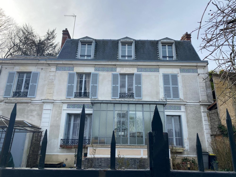 Façade à rénover à Saint-Germain-en-Laye