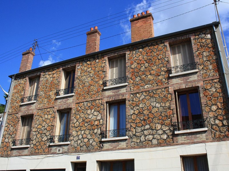 Ravalement meulière : rénover une façade en pierre meulière Ravalement meulière