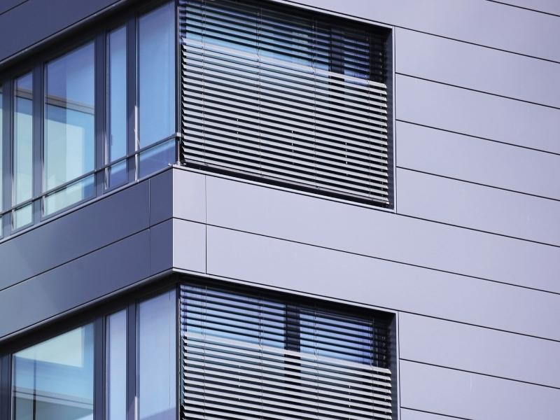 Entreprise de pose de bardage extérieur : bien la choisir Entreprise de pose de bardage extérieur