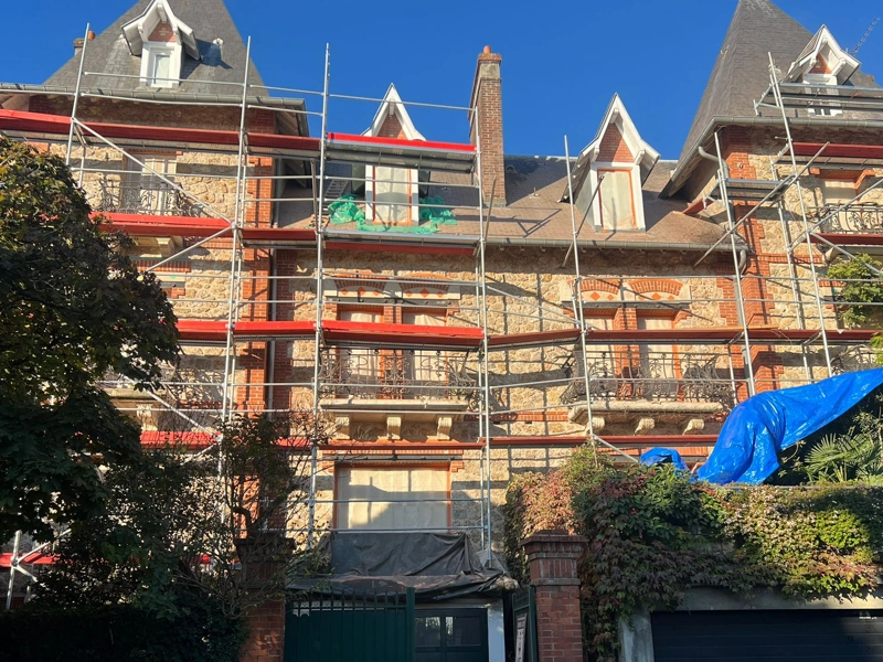 Entreprise de rénovation de façade à Paris et en Île-de-France Prix de ravalement d'une façade meulière