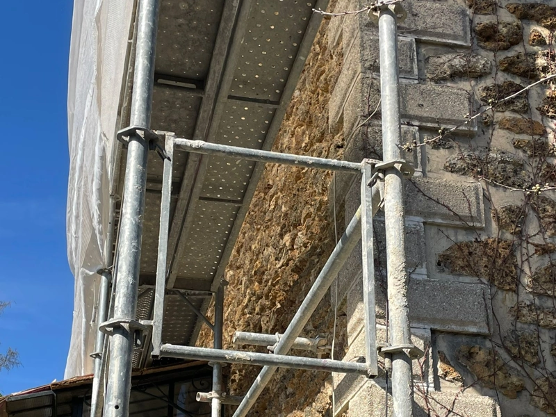 Prix de ravalement de façade meulière