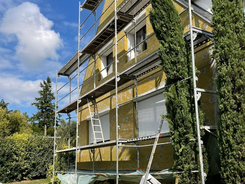 Quelle épaisseur pour isoler les murs par l'extérieur ?