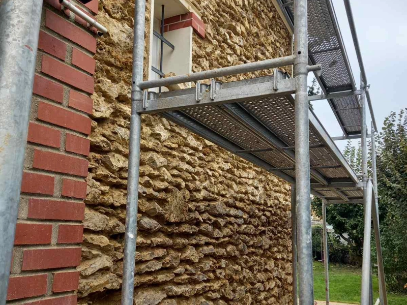 Rénovation d'une façade en pierre