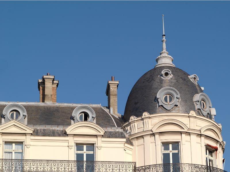 Couvreur zingueur à Paris et en Île-de-France Oeil de boeuf en zinc : tarif