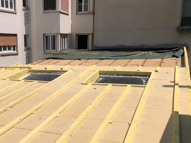 Isolation de toiture par l'extérieur : atout