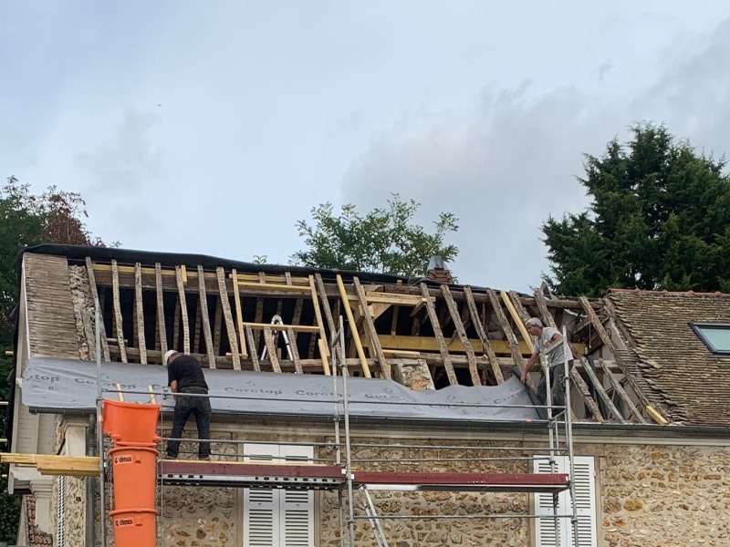 Trouver un couvreur à Levallois-Perret