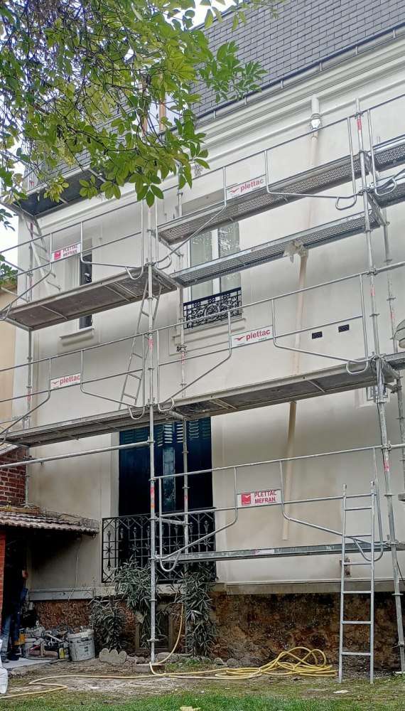 Ravalement facade courbevoie