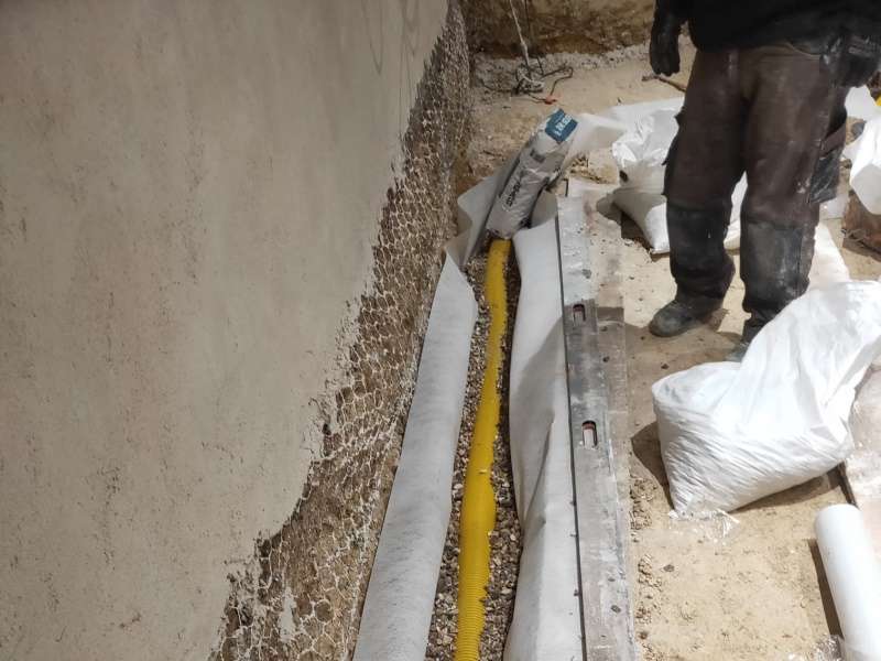 Drainage intérieur d'une cave