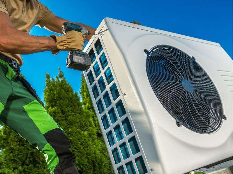 Installateur de pompe à chaleur air/eau