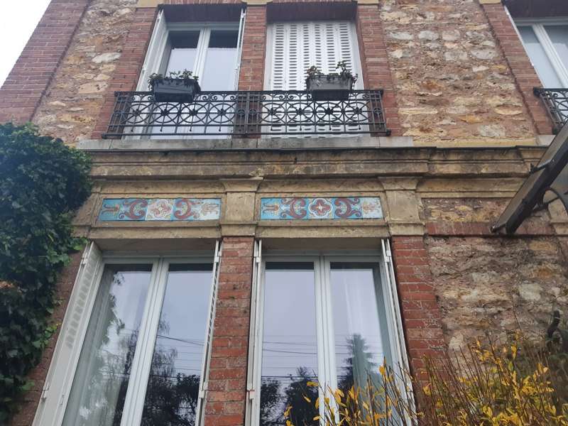 Facade en pierre avant ravalement