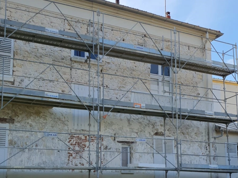 Ravalement de façade à Rennemoulin (78590) Ravalement d'une façade Rennemoulin 78