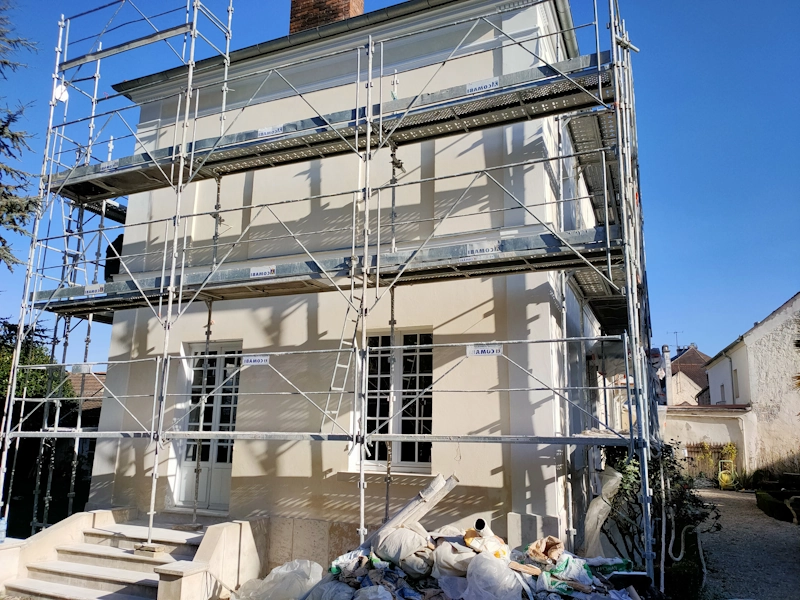 Entreprise de ravalement de façade 78 (Yvelines) Ravalement d'une façade à Rennemoulin