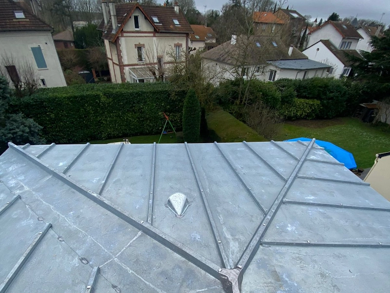 DSD Rénov, votre couvreur dans le 92 Rénovation toit en zinc à Vaucresson
