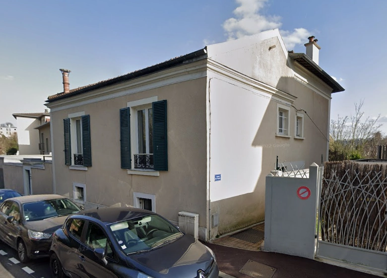 Ite ville davray avant