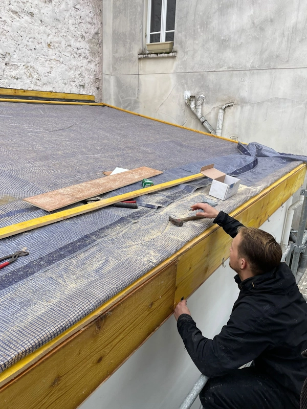 Renovation toiture zinc paris