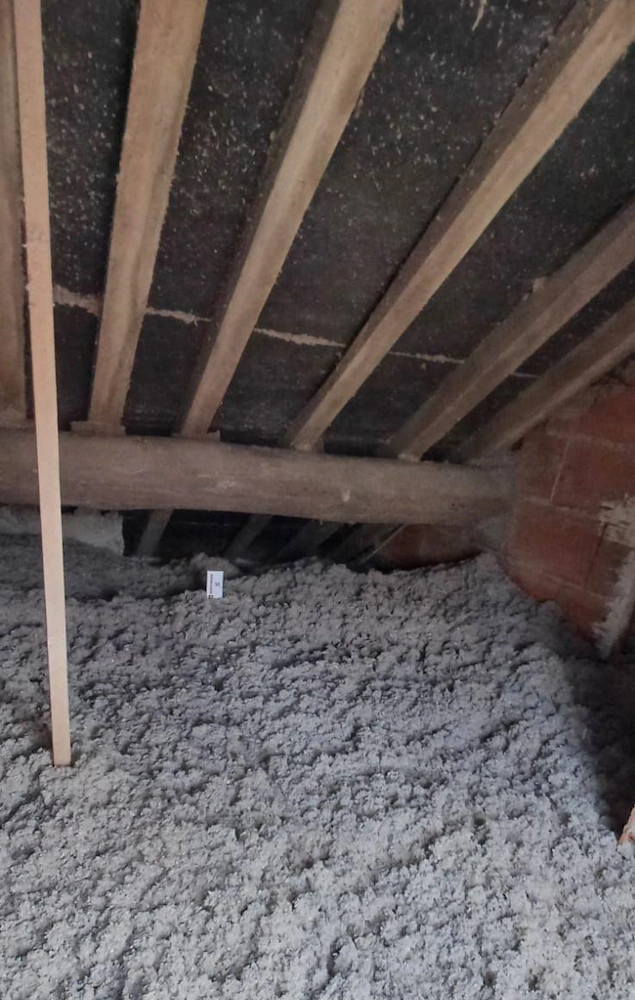 Isolation des combles a la ouate de cellulose