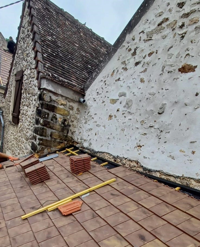Pose de tuiles plates melun