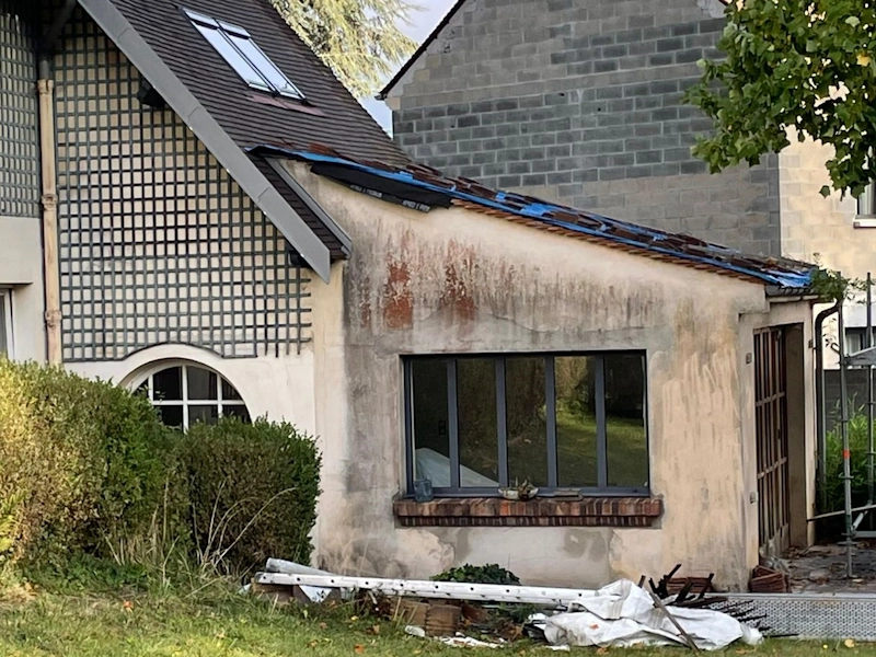 Traitement antifongique pour façade