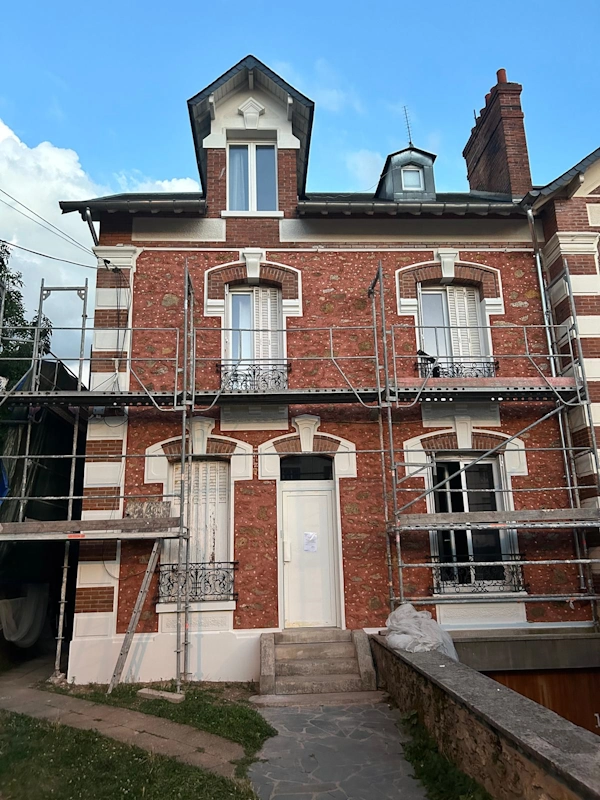 Ravalement de facade en rocaille