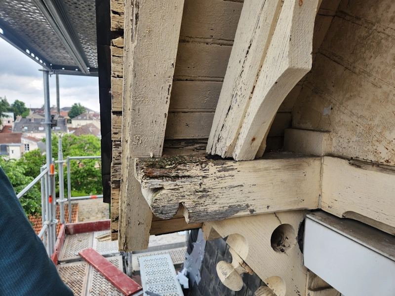 Renovation lucarne pontoise