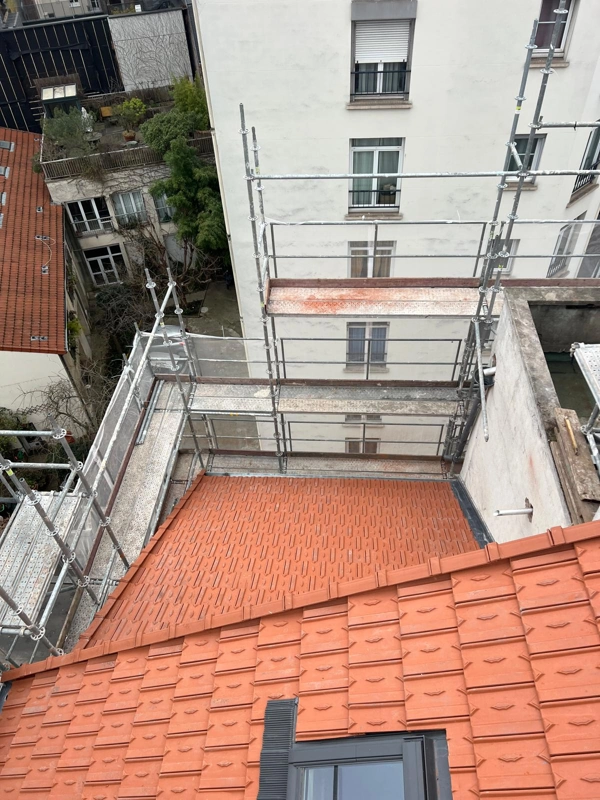 Renovation toiture hotel 75019