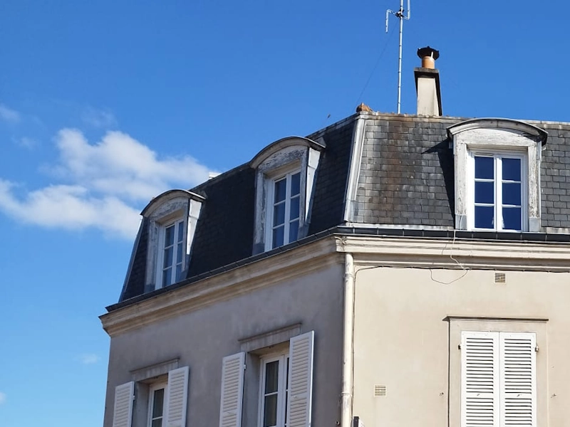 Rénovation toit en urgence