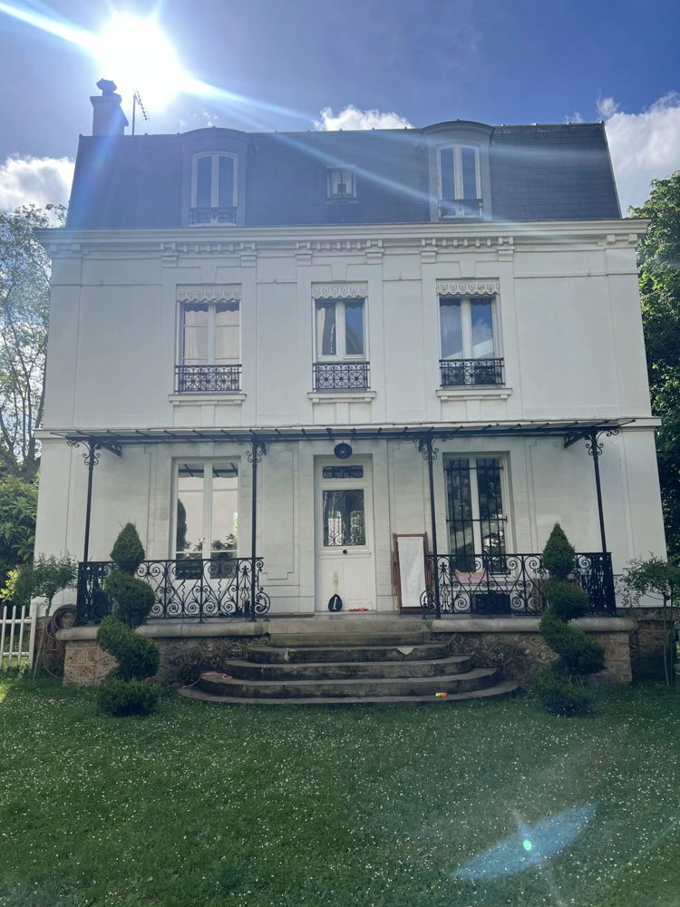 Renovation toiture le vesinet 78110