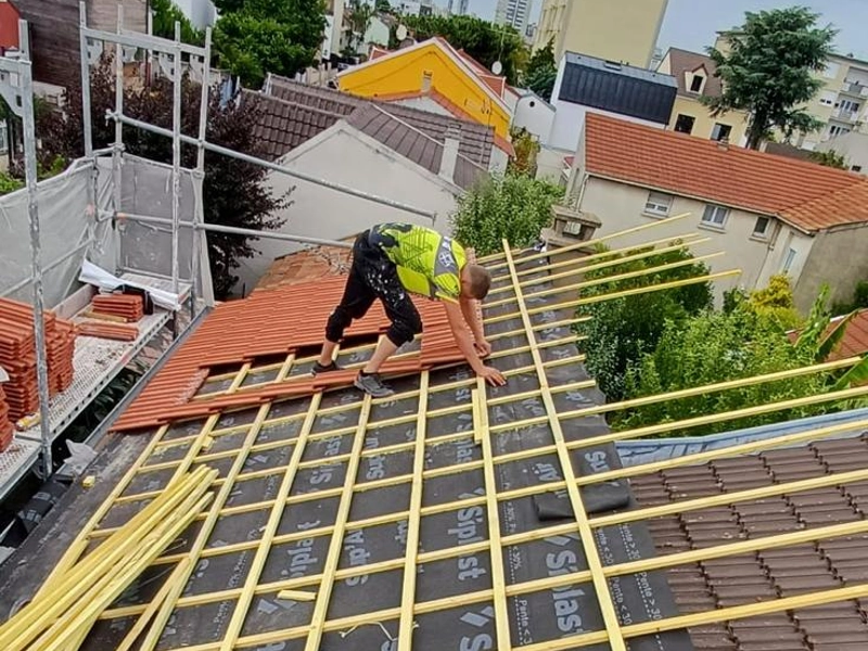 Rénovation de toiture en tuiles à Paris et en Île-de-France Comment poser un toit en tuiles ?