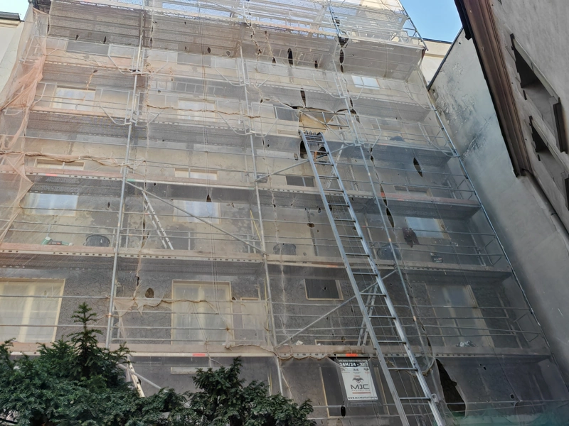 Ravalement cour immeuble