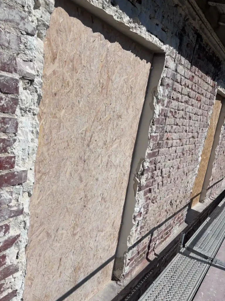 Facade restauree platre 75020