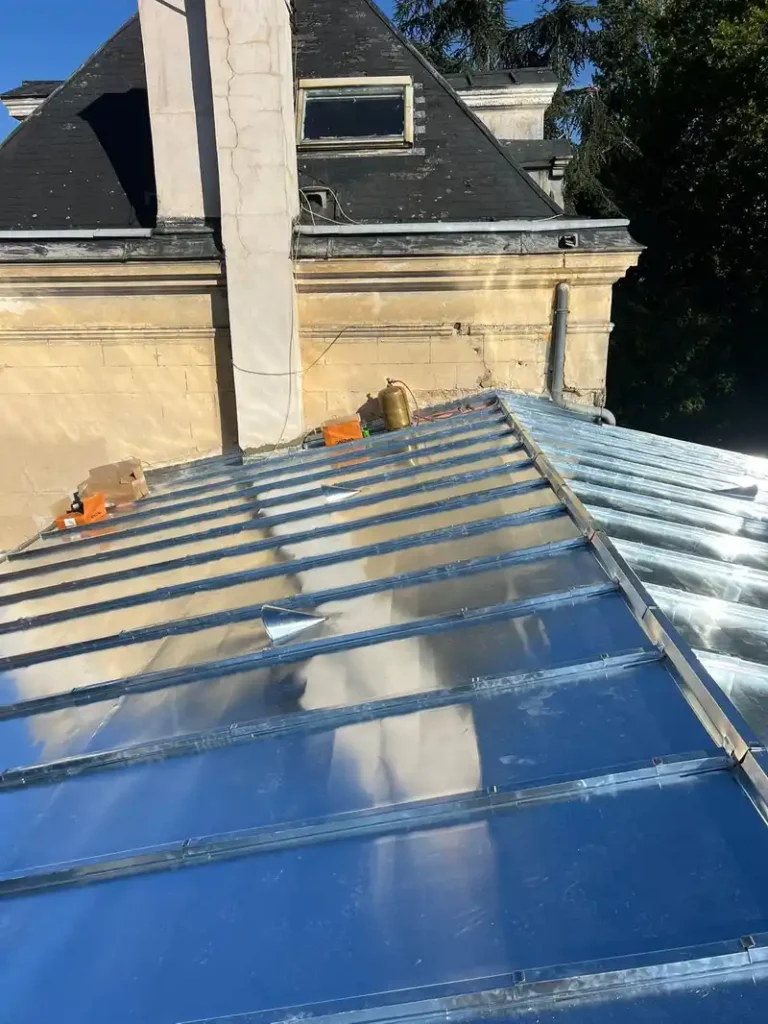 Travaux couverture zinguerie milon