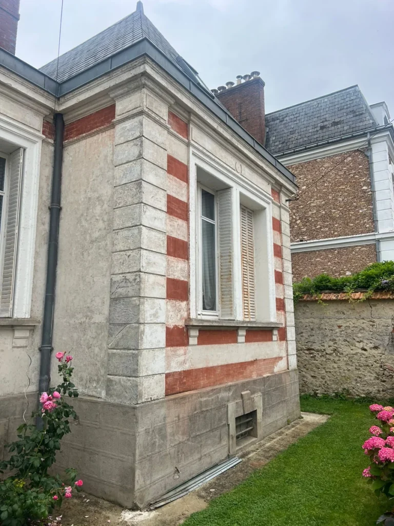 Nettoyage enduit chaux verrieres le buisson