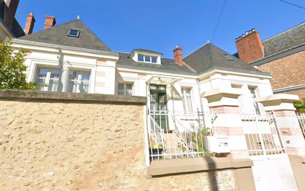Ravalement facade verrieres le buisson