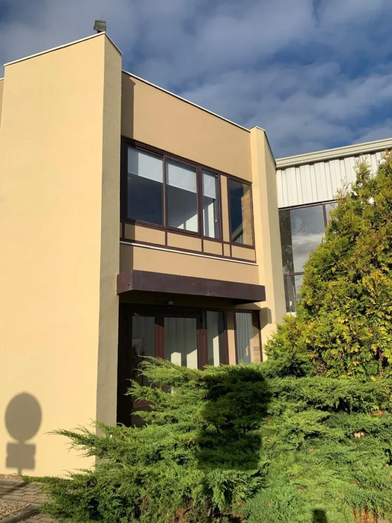 Entreprise facade epone