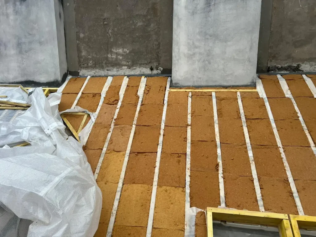 Chantier couvreur a paris 10e zinc sur tasseaux