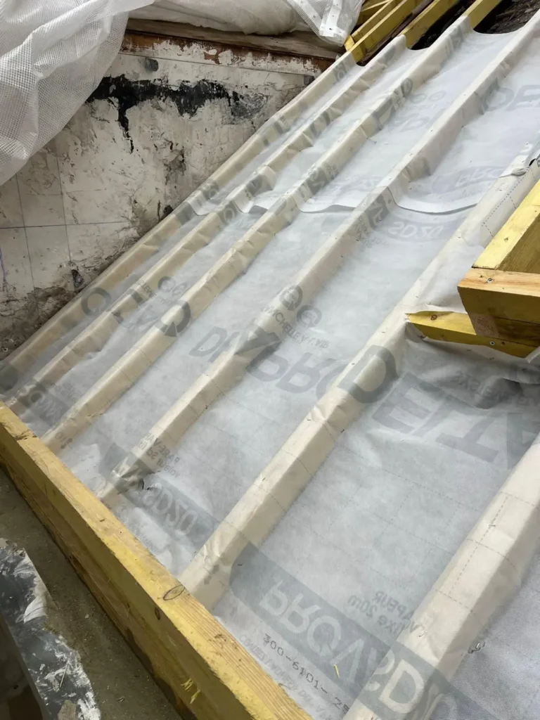Chantier renovation toiture zinc paris 10e