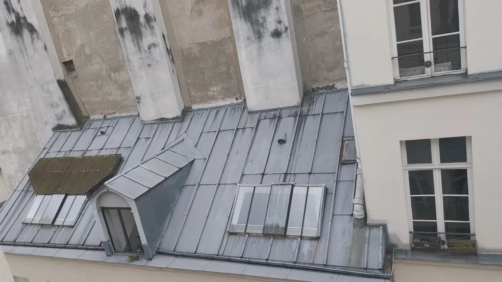 Couvreur a paris 10e sarking toiture zinc copropriete 75010