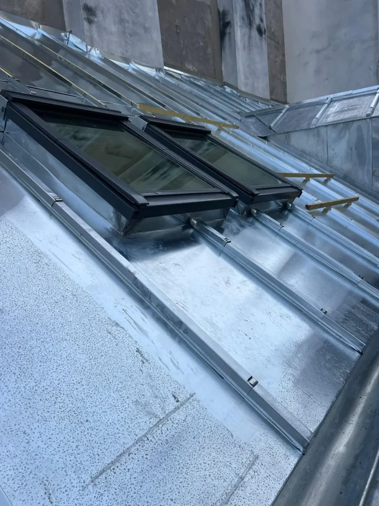 Entreprise renovation zinc sur tasseaux 75010