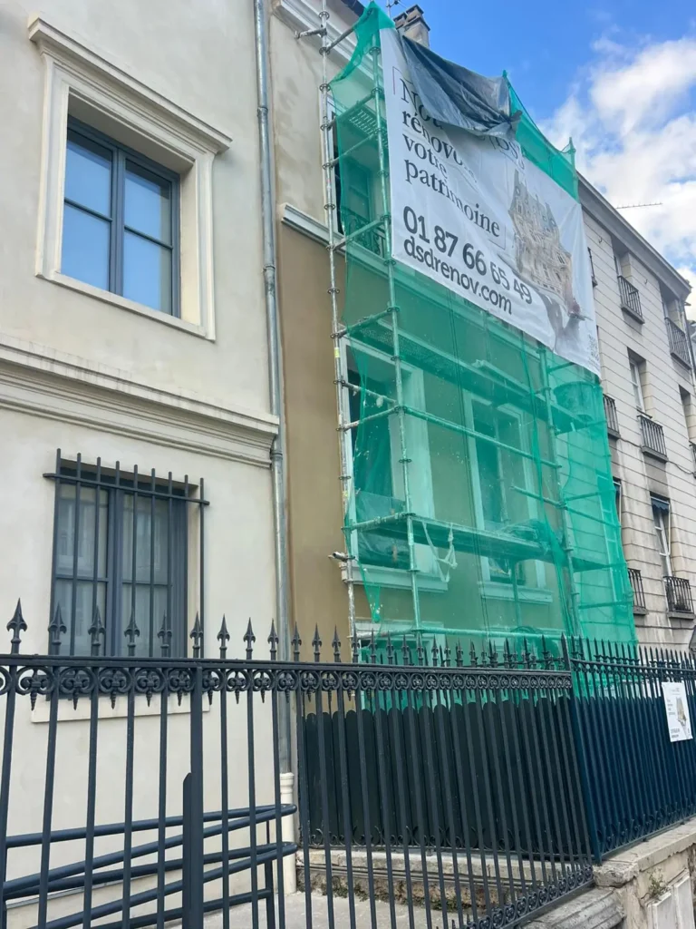 facade immeuble renovee chaux croissy sur seine