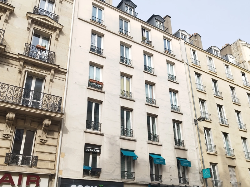 Canicule et bâti ancien à Paris : quelles solutions ? Chaleur et règles d'urbanisme zone ABF