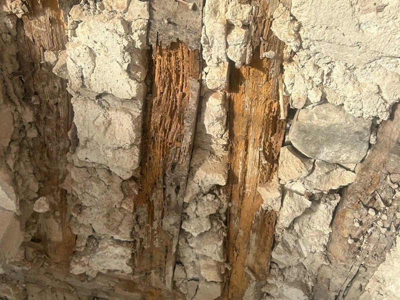 Effondrement d'un bâtiment à pans de bois