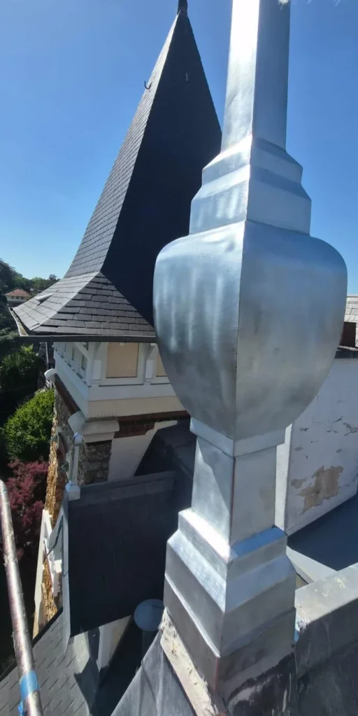ornement faitage sceaux